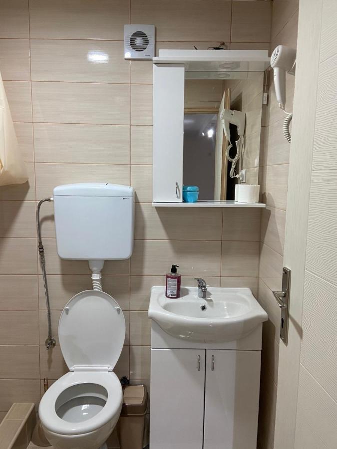 Vila Nika Crni Vrh Luaran gambar